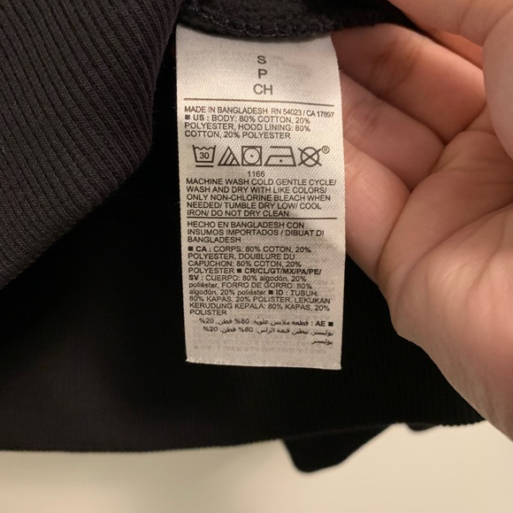 Old Navy Men’s Zip Hoodie - Picture 4 of 4